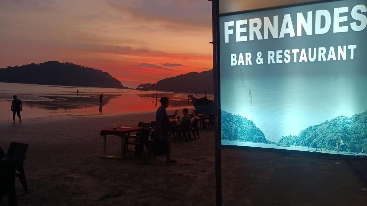 Fernandes Bar And Restaurant Bed & Breakfast Canacona Dış mekan fotoğraf